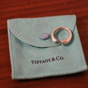 Authentic Tiffany & Co. Paloma Picasso Ring